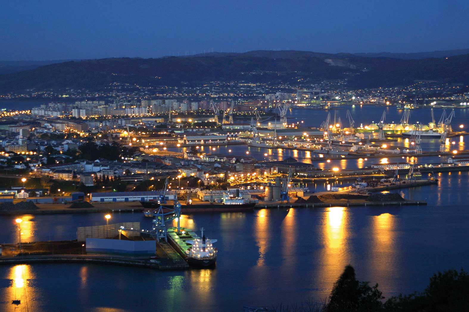 Ferrol vista general nocturna