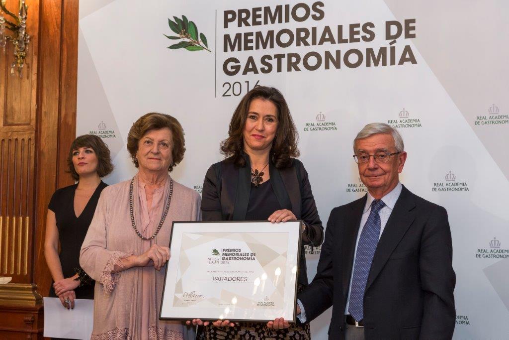Premio a Paradores por la Real Academia Gastronomía
