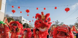 Celebración del año nuevo chino en Madrid Desfile por Madrid Año nuevo chino