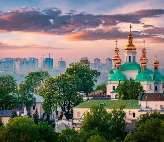 Destinos con alma, viajes que transforman Destinos con alma: un atardecer que regala vistas inolvidables en la ciudad