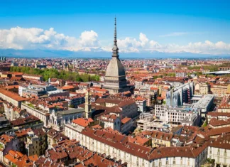 Piamonte y La Vuelta a España 2025 Vista de Turín y la Mole