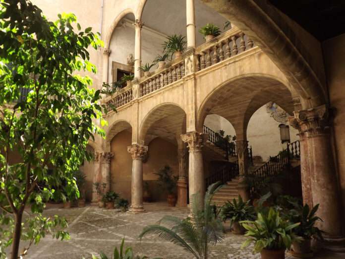 Patios ©AGB Can Vivot