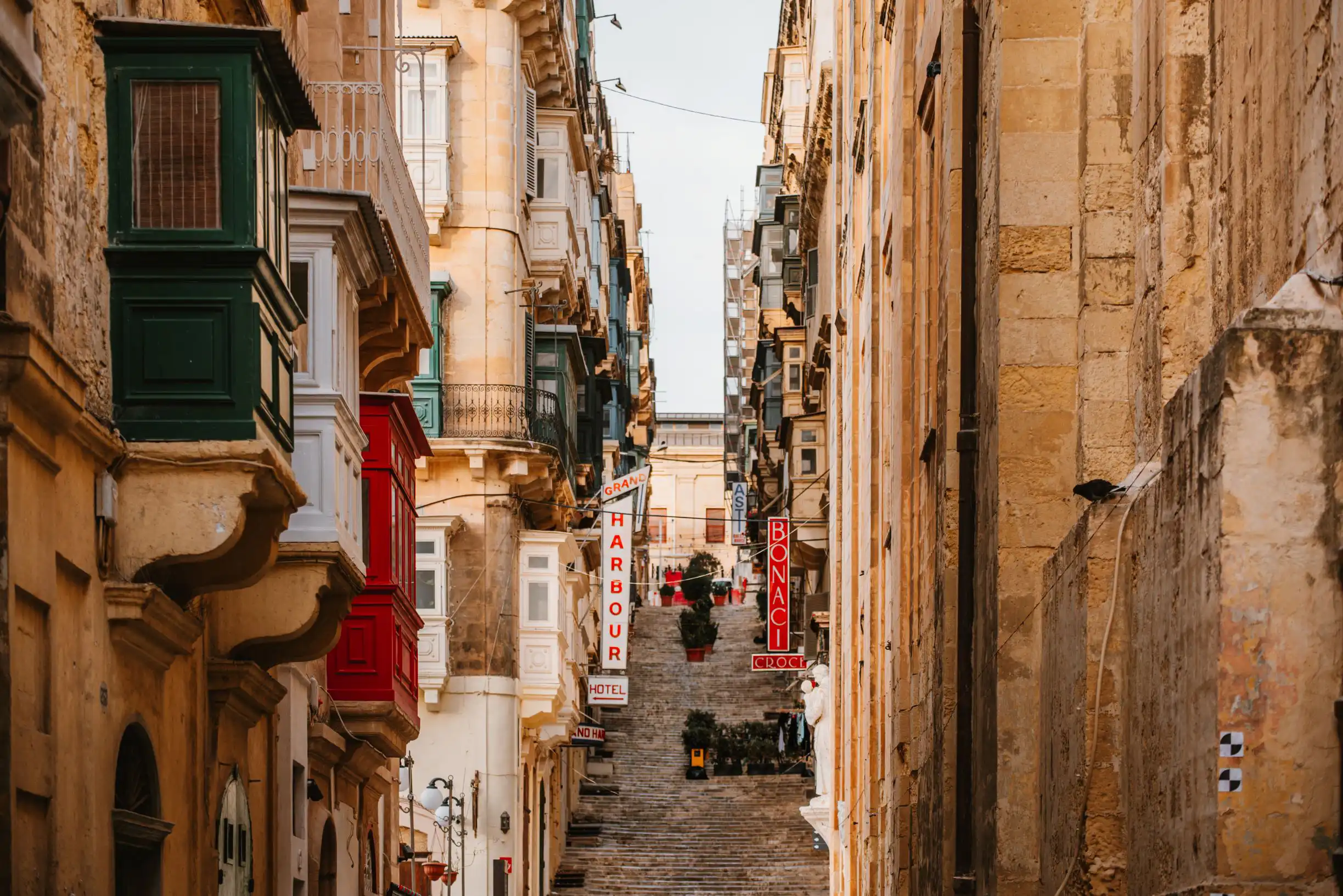 Malta y Gozo: un viaje entre vino y patrimonio milenario en el corazón del Mediterráneo 1 Calles Valletta