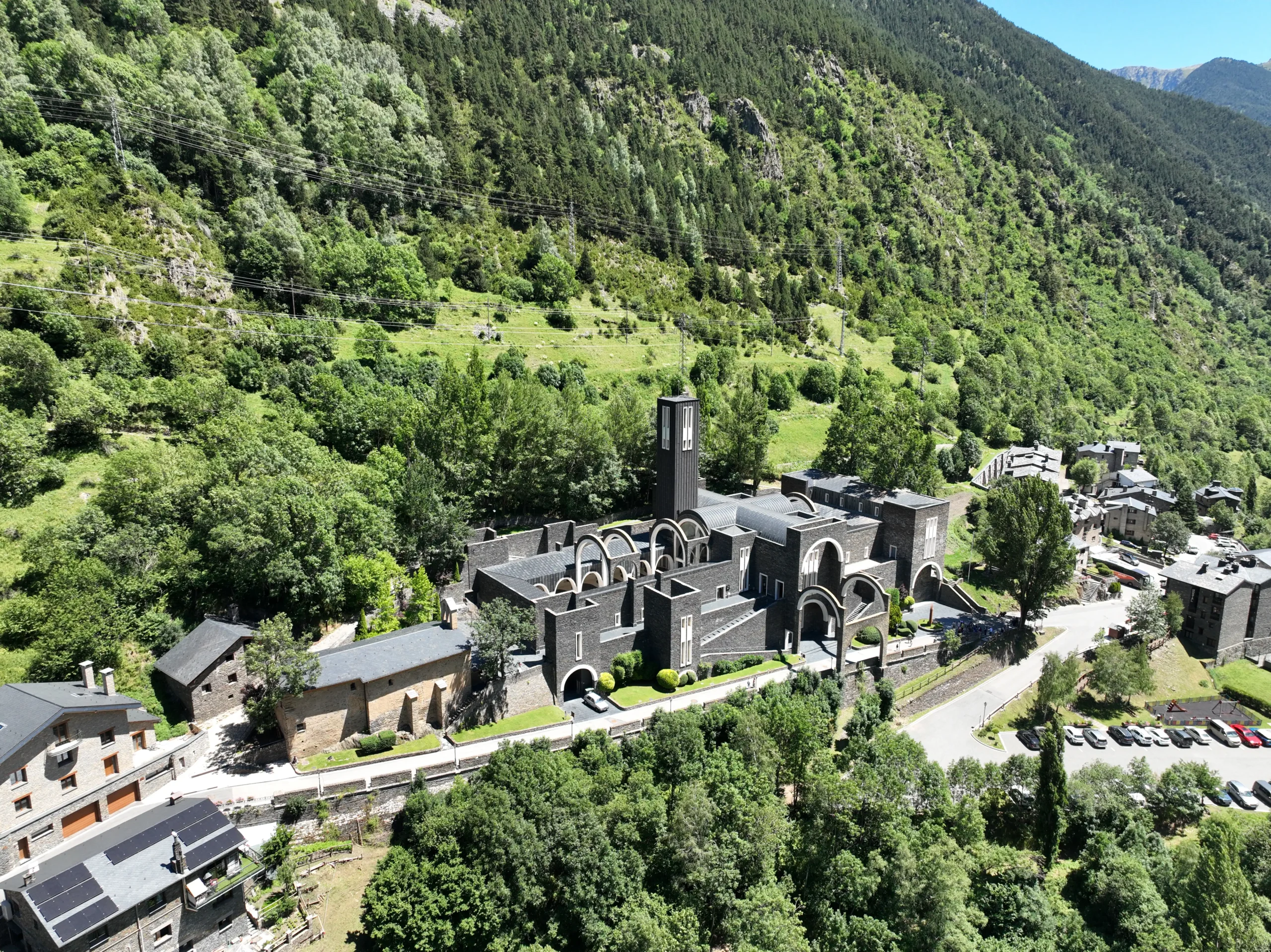 Canillo en verano: montañas, agua y aventuras para compartir en familia 3 meritxell