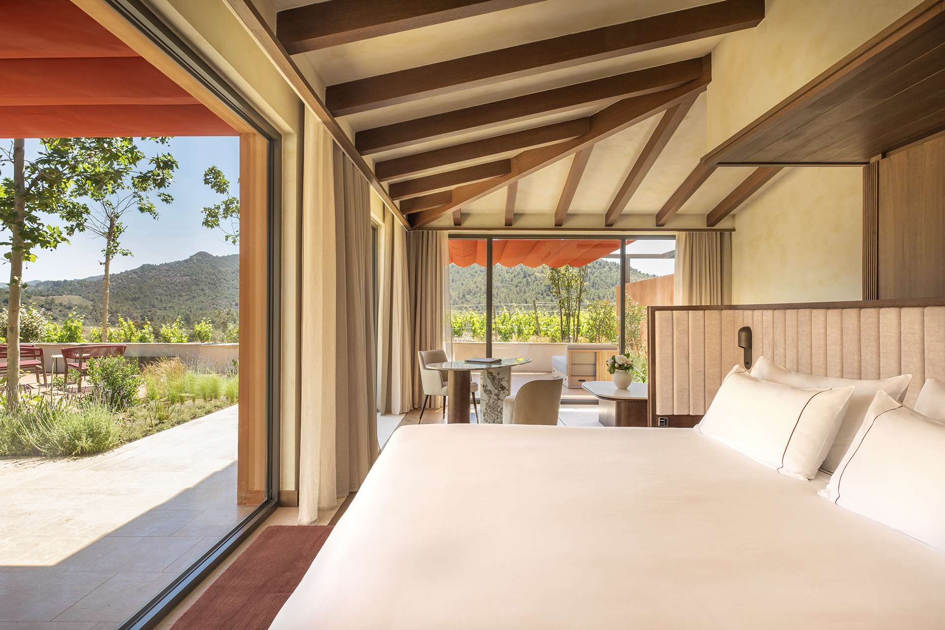 Gran Hotel Mas d’en Bruno, en el Priorat, brilla con su primera Llave Michelin 2 Suite_Gran Hotel Mas de'n Bruno